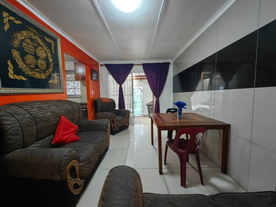 3 Bedroom Property for Sale in Beacon Valley Western Cape
